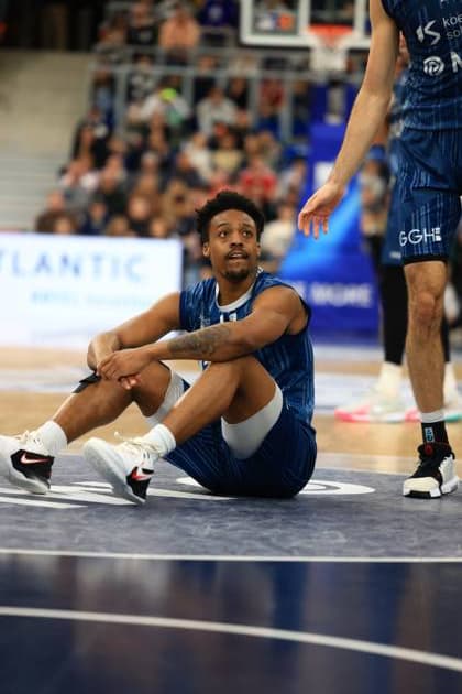 RECORD DATE NOT STATED Spielaktion mit Eric Reed Jr. (43; MLP Academics Heidelberg) am Boden easyCredit BBL: MLP Academics Heidelberg – FC Bayern München Basketball - 08.02.2026 Copyright: xMichaelxGelhardtx