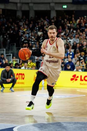 easycredit BBL, MLP Academics Heidelberg - FC Bayern München Basketball, 08.02.2026 Andreas Obst (FC Bayern München Basketball, 13) zieht Richtung Korb Spiel der easycredit BBL MLP Academics Heidelberg - FC Bayern München Basketball; am 19. Spieltag der Saison 25 26 im SNP Dome in Heidelberg am 08.02.2026 Copyright: xBEAUTIFULxSPORTS Hahnex