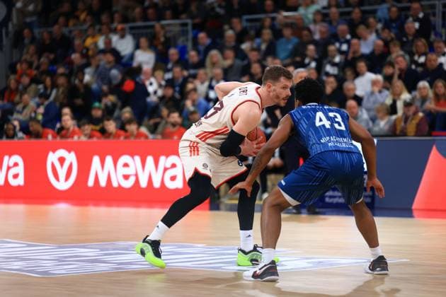RECORD DATE NOT STATED Szene mit Andreas Obst (13; FC Bayern Basketball) und Eric Reed Jr. (43; MLP Academics Heidelberg) in einem intensiven Duell easyCredit BBL: MLP Academics Heidelberg – FC Bayern München Basketball - 08.02.2026 Copyright: xMichaelxGelhardtx