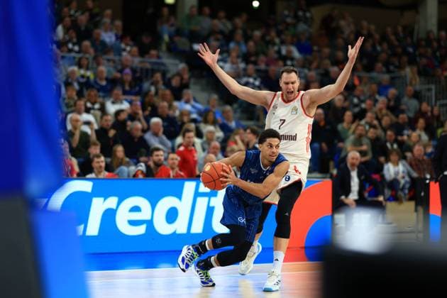 RECORD DATE NOT STATED Szene mit Johannes Voigtmann (7; FC Bayern Basketball) und Kevin McClain (3; MLP Academics Heidelberg) in Aktion auf dem Spielfeld easyCredit BBL: MLP Academics Heidelberg – FC Bayern München Basketball - 08.02.2026 Copyright: xMichaelxGelhardtx