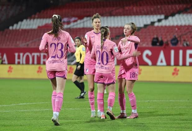 08.02.2026 - Fussball - Saison 2025 2026 - 1. Frauen - Fussball - Bundesliga - 17. Spieltag: 1. FC Nürnberg FCN ( Club ) - TSG 1899 Hoffenheim - Sportfoto Zink DaMa - xdaxmax - Jubel Freude Torjubel nach Tor zum 0:2 - Laura Gloning (20, TSG Hoffenheim ) und Mannschaft Team jubelt freut sich - Torschütze: Laura Gloning (20, TSG Hoffenheim )