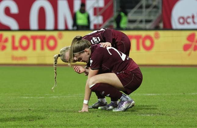 08.02.2026 - Fussball - Saison 2025 2026 - 1. Frauen - Fussball - Bundesliga - 17. Spieltag: 1. FC Nürnberg FCN ( Club ) - TSG 1899 Hoffenheim - Sportfoto Zink DaMa - xdaxmax - Franziska Mai (18, 1. FC Nürnberg FCN ) Beatrix Fördös Foerdoes (27, 1. FC Nürnberg FCN ) enttäuscht Enttäuschung