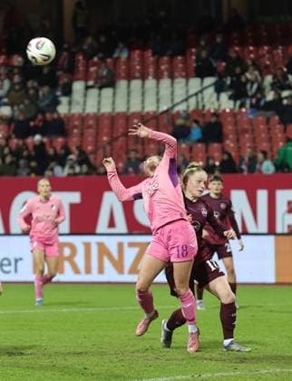 08.02.2026 - Fussball - Saison 2025 2026 - 1. Frauen - Fussball - Bundesliga - 17. Spieltag: 1. FC Nürnberg FCN ( Club ) - TSG 1899 Hoffenheim - Sportfoto Zink DaMa - xdaxmax - Franziska Mai (18, 1. FC Nürnberg FCN ) mit Foul an Valesca Ampoorter (18, TSG Hoffenheim ) zum Elfmeter