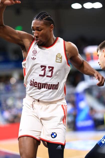RECORD DATE NOT STATED Spielaktion mit David McCormack (33; FC Bayern Basketball) auf dem Spielfeld im SNP-Dome easyCredit BBL: MLP Academics Heidelberg – FC Bayern München Basketball - 08.02.2026 Copyright: xMichaelxGelhardtx