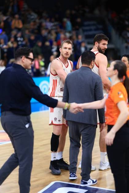 RECORD DATE NOT STATED Szene mit Leon Kratzer (8; FC Bayern Basketball) im Vordergrund auf dem Spielfeld easyCredit BBL: MLP Academics Heidelberg – FC Bayern München Basketball - 08.02.2026 Copyright: xMichaelxGelhardtx