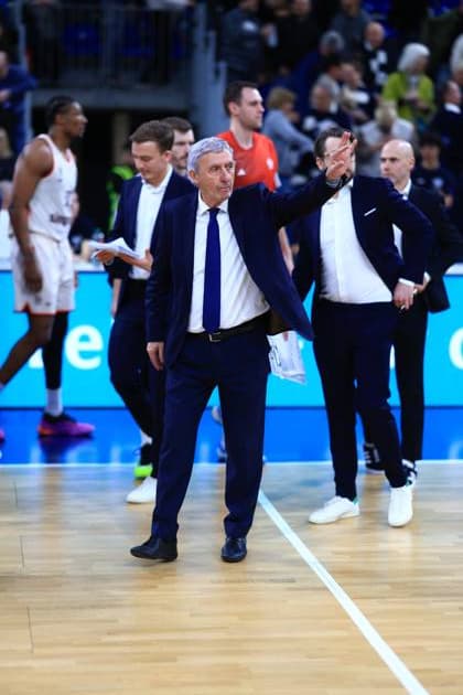 RECORD DATE NOT STATED Szene mit Trainern und Staff am Spielfeldrand im SNP-Dome bei easyCredit BBL-Spiel zwischen FC Bayern Basketball und MLP Academics Heidelberg easyCredit BBL: MLP Academics Heidelberg – FC Bayern München Basketball - 08.02.2026 Copyright: xMichaelxGelhardtx