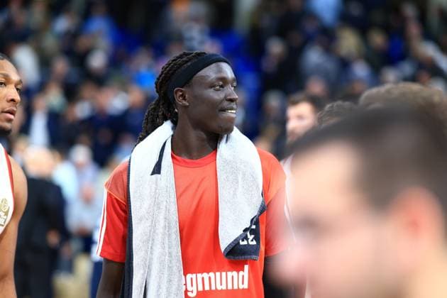 RECORD DATE NOT STATED Szene mit Wenyen Gabriel (32; FC Bayern Basketball) am Spielfeldrand in der Halle easyCredit BBL: MLP Academics Heidelberg – FC Bayern München Basketball - 08.02.2026 Copyright: xMichaelxGelhardtx
