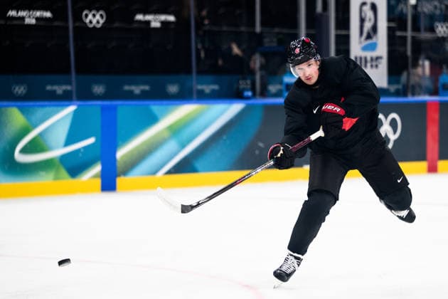 260208 Cale Makar of Canada at an Ice hockey, Eishockey practice session during day 2 of the 2026 Winter Olympics on February 8, 2026 in Milan. Photo: Carl Sandin BILDBYRAN kod CS CS0860 ishockey ice hockey Olympic Games, Olympische Spiele, Olympia, OS olympics winter olympics os ol olympiska spel vinter-os olympiske leker milano cortina 2026 milan cortina 2026 milano cortina 2026 olympic games milano cortina 2026 winter olympic games milano cortina-os milano cortina-ol vinter-ol 2 bbeng *** 260208 Cale Makar of Canada at an ice hockey practice session during day 2 of the 2026 Winter Olympics on February 8, 2026 in Milan Photo Carl Sandin BILDBYRAN code CS CS0860 ice hockey ice hockey olympic games olympics winter olympics os ol olympiska spel vinter os olympiske leker milano cortina 2026 milan cortina 2026 milano cortina 2026 olympic games milano cortina 2026 winter olympic games milano cortina os milano cortina ol vinter ol 2 bbeng  Copyright: CARLxSANDIN BB260208CS164