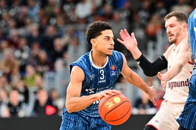RECORD DATE NOT STATED Spielaktion mit Andreas Obst (13; FC Bayern Basketball) und Kevin McClain (3; MLP Academics Heidelberg) easyCredit BBL: MLP Academics Heidelberg – FC Bayern München Basketball - 08.02.2026 Copyright: xMichaelxGelhardtx