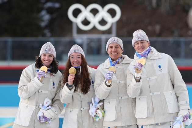 (260208) -- ANTERSELVA, Feb. 8, 2026 -- Julia Simon (1st L), Lou Jeanmonnot (2nd L), Quentin Fillon Maillet (2nd R), and Eric Perrot of France pose for a photo during the awarding ceremony of the biathlon mixed relay 4 x 6km (M+W) at the Milan-Cortina 2026 Olympic Winter games, Winterspiele,Spiele, Summer games in Anterselva, Italy, Feb. 8, 2026. ) (MICO2026)ITALY-ANTERSELVA-OLYMPIC WINTER GAMES-BIATHLON-MIXED RELAY 4x6KM(M+W) ZhangxTao 