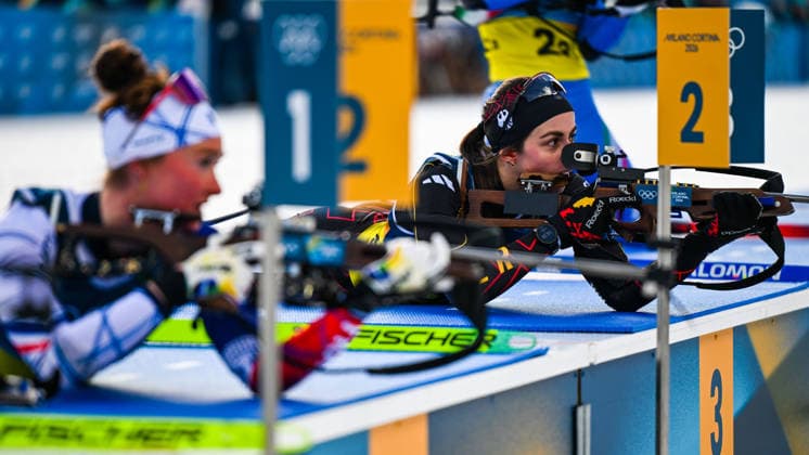 (260208) -- ANTERSELVA, Feb. 8, 2026 -- Vanessa Voigt (R) of Germany competes during the biathlon mixed relay 4 x 6km (M+W) at the Milan-Cortina 2026 Olympic Winter games, Winterspiele,Spiele, Summer games in Anterselva, Italy, Feb. 8, 2026. ) (MICO2026)ITALY-ANTERSELVA-OLYMPIC WINTER GAMES-BIATHLON-MIXED RELAY 4 x 6KM (M+W) JiangxHan 