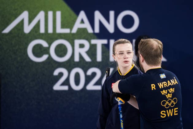 260208 Isabella and Rasmus Wrana of Sweden compete in a round robin mixed doubles curling match between Sweden and USA during day 2 of the 2026 Winter Olympics on February 8, 2026 in Cortina. Photo: Joel Marklund BILDBYRAN kod JM JE0112 bbeng curling Olympic Games, Olympische Spiele, Olympia, OS olympics winter olympics os ol olympiska spel vinter-os olympiske leker milano cortina 2026 milan cortina 2026 milano cortina 2026 olympic games milano cortina 2026 winter olympic games milano cortina-os milano cortina-ol vinter-ol *** 260208 Isabella and Rasmus Wrana of Sweden compete in a round robin mixed doubles curling match between Sweden and USA during day 2 of the 2026 Winter Olympics on February 8, 2026 in Cortina Photo Joel Marklund BILDBYRAN kod JM JE0112 bbeng curling olympic games olympics winter olympics os ol olympiska spel vinter os olympiske leker milano cortina 2026 milan cortina 2026 milano cortina 2026 olympic games milano cortina 2026 winter olympic games milano cortina os milano cortina ol vinter ol  Copyright: JOELxMARKLUND BB260208JM051