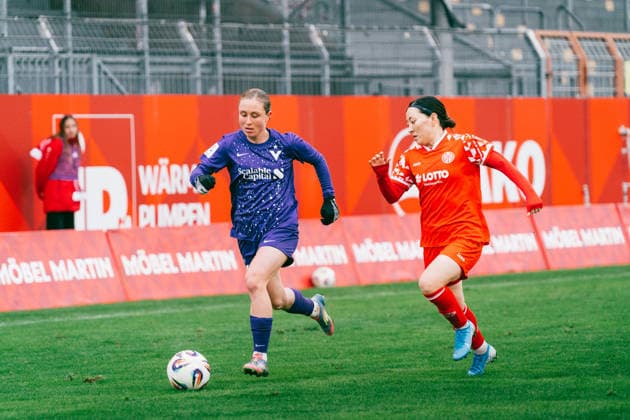 Pia Metzker, FC Viktoria Berlin Pia Metzker, FC Viktoria Berlin, beim Spiel 1. FSV Mainz 05 gegen FC Viktoria Berlin in der 2. Frauen-Bundesliga Mainz Copyright: xKaixHeuserxKaixHeuserx