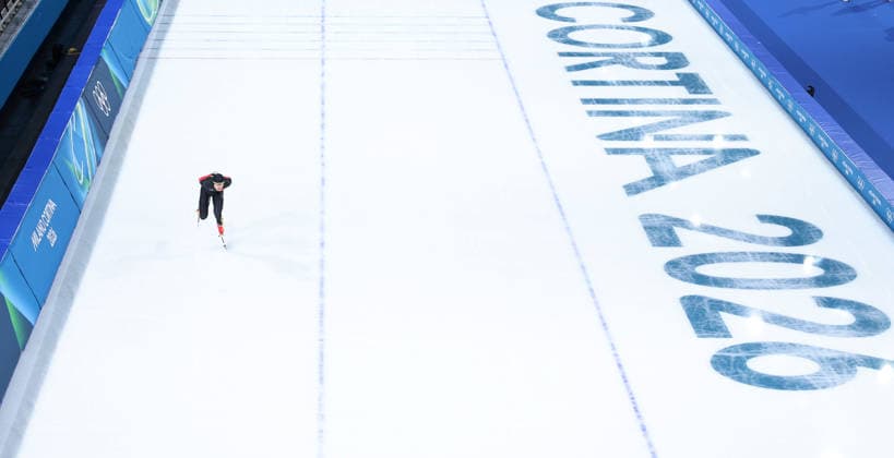 (260208) -- MILAN, Feb. 8, 2026 -- Liu Hanbin of China competes during the Speed skating, Eisschnelllauf men s 5000m match at the Milan-Cortina 2026 Olympic Winter games, Winterspiele,Spiele, Summer games in Milan, Italy, Feb. 8, 2026. ) (MICO2026)ITALY-MILAN-OLYMPIC WINTER GAMES-SPEED SKATING-MEN S 5000M DuxXiaoyi 