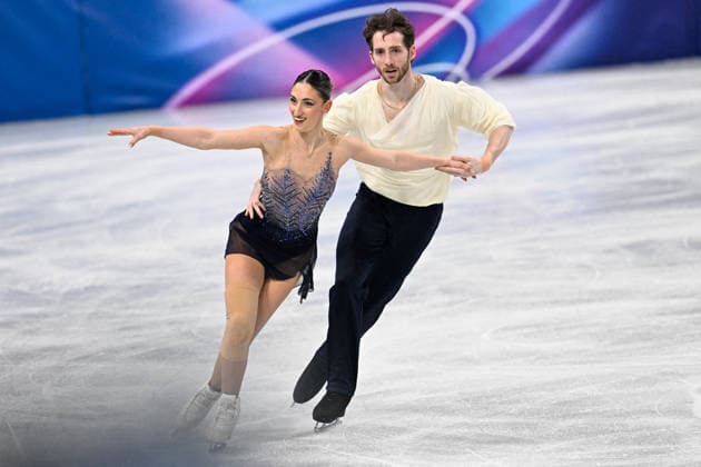 Winter Olympics - Pair Skating - Free Skating Team Event - Milan Sara Conti and partner Niccolo Macii of Team Italy compete in Pair Skating - Free Skating Team Event on day two of the Milano Cortina 2026 Winter Olympic Games, Olympische Spiele, Olympia, OS at Milano Ice Skating Arena on February 08, 2026 in Milan, Italy. Photo by JMP ABACAPRESS.COM Milan Italy  Copyright: xJMP ABACAx
