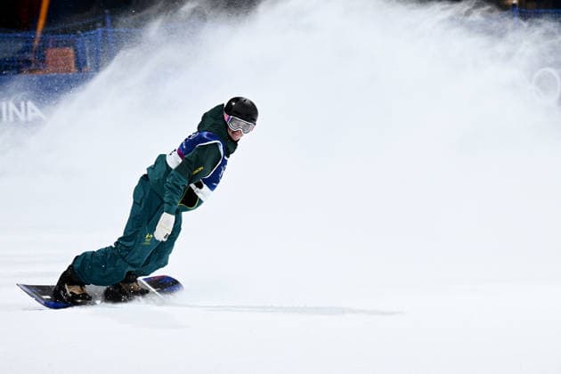 2026 WINTER Olympic Games, Olympische Spiele, Olympia, OS Tess Coady of Australia reacts after landing her third jump during the Women™s Snowboard Big Air qualification round at the Livigno Snow Park, on day 2 of the 2026 Milano Cortina Winter Olympic Games in Italy, Sunday, February 8, 2026. ( NO ARCHIVING, EDITORIAL USE ONLY LIVIGNO SONDRIO ITALY  Copyright: xDANxHIMBRECHTSx 20260209138790782268