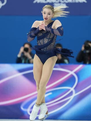 (260208) -- MILAN, Feb. 8, 2026 -- Amber Glenn of the United States performs during the Figure skating, Eiskunstlauf team event women single skating free skating of the Milan-Cortina 2026 Olympic Winter games, Winterspiele,Spiele, Summer games in Milan, Italy, Feb. 8, 2026. ) (MICO2026)ITALY-MILAN-OLYMPIC WINTER GAMES-FIGURE SKATING TEAM EVENT-WOMEN SINGLE SKATING-FREE SKATING XuexYuge 