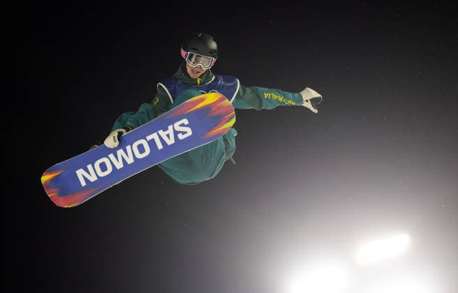 OLYMPICS - Winter Olympic Games, Olympische Spiele, Olympia, OS Milano Cortina 2026 LIVIGNO,ITALY,08.FEB.26 - OLYMPICS, SNOWBOARD - Winter Olympic Games Milano Cortina 2026, Big Air, qualification, women. Image shows Tess Coady (AUS).  GEPAxpictures xHaraldxSteiner