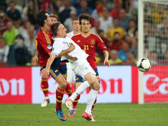 Spain V France, UEFA EURO, EM, Europameisterschaft,Fussball 2012 Quarter Final Alvaro Negredo of Spain and Franck Ribery of France challenge during the UEFA Euro 2012 Quarter Final match between Spain and France at Donbass Arena on June 23, 2012 in Donetsk, Ukraine. Donetsk Donbass Arena Ukraine Ukraine Copyright: xAllstarxPicturexLibraryxLtdx