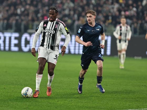 Juventus FC v SS Lazio - Serie A Jonathan David participates in the Serie A 2025-2026 match between Juventus and Lazio in Torino, Italy, on February 8, 2026. Torino ITA Italy  Copyright: xLorisxRosellix originalFilename:roselli-juventus260208_npKZc.jpg