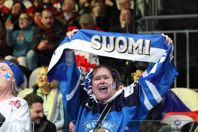 February 8, 2026, Milan, Lombardy, Italy: Finland fan at the Team Finland and Team Czechia in women s Ice hockey, Eishockey Group A game during the Milano Cortina 2026 Olympic Winter games, Winterspiele,Spiele, Summer games at Milano Rho Ice Hockey Arena. Olympics 2026: Milano Cortina: Ice Hockey Women S Group A - CZE-FIN  - ZUMAm117 20260208_oly_m117_011 Copyright: xDavidxMcIntyrex