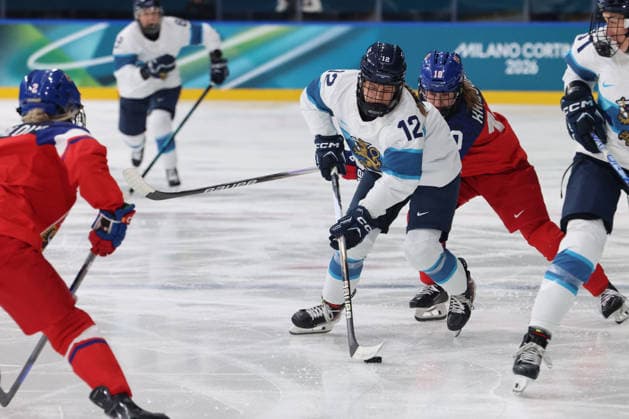 February 8, 2026, Milan, Lombardy, Italy: Sanni Vanhanen 12 of Team Finland plays against Team Czechia in women s Ice hockey, Eishockey Group A game during the Milano Cortina 2026 Olympic Winter games, Winterspiele,Spiele, Summer games at Milano Rho Ice Hockey Arena. Olympics 2026: Milano Cortina: Ice Hockey Women S Group A - CZE-FIN  - ZUMAm117 20260208_oly_m117_022 Copyright: xDavidxMcIntyrex
