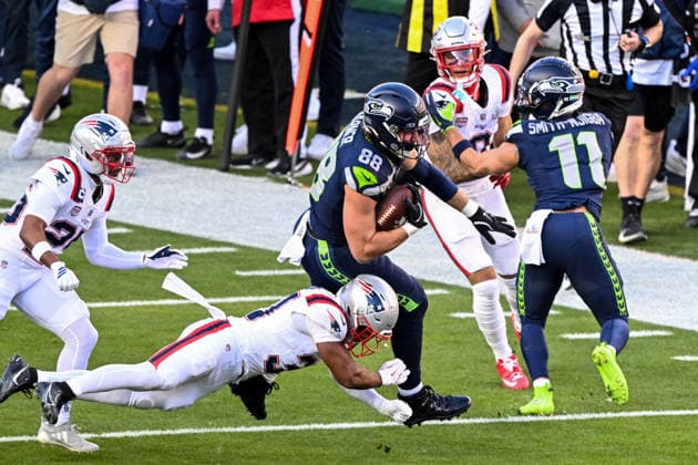 Seattle Seahawks tight end AJ Brauner (88) makes a catch for a first down during the first quarter of Super Bowl LX at Levi s Stadium in Santa Clara, California on Sunday, February 8, 2026.  SBP20260208428 DAVIDxTULIS
