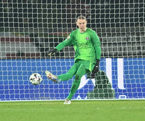 PSG vs Olympique de Marseille: French Ligue 1 PARIS, FRANCE - FEBRUARY 08: Matvey Safonov of Paris Saint - Germain in action during the French Ligue 1 (L1) football match between Paris Saint-Germain (PSG) and Olympique de Marseille at Parc des Princes stadium in Paris, France on February 08, 2026. Mustafa Yalcin Anadolu Paris France. Editorial use only. Please get in touch for any other usage.  Copyright: x2026xAnadoluxMustafaxYalcinx