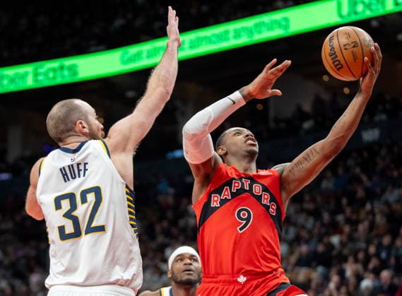 February 8, 2026, Toronto, On, Canada: Toronto Raptors forward RJ Barrett (9) soars to the hoop past Indiana Pacers centre Jay Huff (32) during second half NBA, Basketball Herren, USA action in Toronto, Sunday, Feb. 8, 2026. Canada News - February 8, 2026 - ZUMAc35_ 20260208_zaf_c35_208 Copyright: xFrankxGunnx