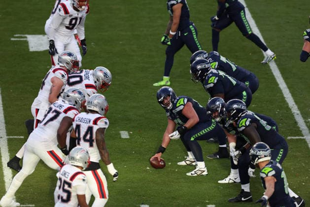 SANTA CLARA, CA - FEBRUARY 08: The line of scrimmage between the Seattle Seahawks offense and New England Patriots defense during the Seattle Seahawks versus the New England Patriots Super Bowl LX game on February 8, 2026, at Levi s Stadium in Santa Clara, CA. (Photo by Matthew Huang Icon Sportswire) NFL, American Football Herren, USA FEB 08 Super Bowl LX Seahawks vs Patriots EDITORIAL USE ONLY Icon26010112197