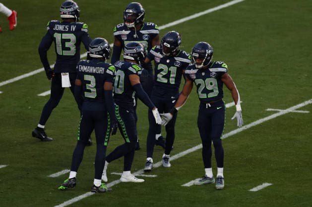 SANTA CLARA, CA - FEBRUARY 08: CB Josh Jobe (29) of the Seattle Seahawks celebrates with teammates FS Julian Love (20) and CB Devon Witherspoon (21) during the Seattle Seahawks versus the New England Patriots Super Bowl LX game on February 8, 2026, at Levi s Stadium in Santa Clara, CA. (Photo by Matthew Huang Icon Sportswire) NFL, American Football Herren, USA FEB 08 Super Bowl LX Seahawks vs Patriots EDITORIAL USE ONLY Icon26010112200