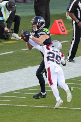 SANTA CLARA, CA - FEBRUARY 08: Seattle Seahawks wide receiver Cooper Kupp (10) makes a catch during the Seattle Seahawks versus the New England Patriots Super Bowl LX game on February 8, 2026, at Levi s Stadium in Santa Clara, CA. (Photo by Jevone Moore Icon Sportswire) NFL, American Football Herren, USA FEB 08 Super Bowl LX Seahawks vs Patriots EDITORIAL USE ONLY Icon2602083109