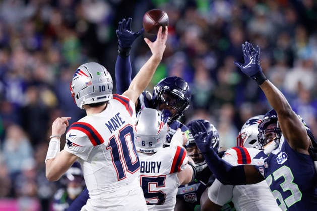 New England Patriots quarterback Drake Maye makes a pass during the fourth quarter of Super Bowl LX against the Seattle Seahawks at Levi s Stadium in Santa Clara, California on Sunday, February 8, 2026.  SBP20260208193 JOHNxANGELILLO