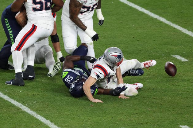 SANTA CLARA, CA - FEBRUARY 08: OLB Derick Hall (58) of the Seattle Seahawks sacks QB Drake Maye (10) of the New England Patriots and forces a fumble during the Seattle Seahawks versus the New England Patriots Super Bowl LX game on February 8, 2026, at Levi s Stadium in Santa Clara, CA. (Photo by Matthew Huang Icon Sportswire) NFL, American Football Herren, USA FEB 08 Super Bowl LX Seahawks vs Patriots EDITORIAL USE ONLY Icon26010124314