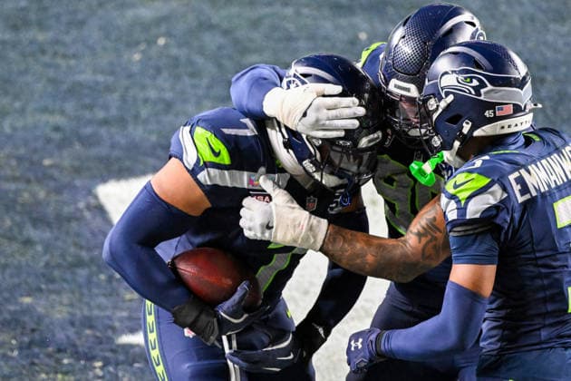 Seattle Seahawks linebacker Uchenna Nwosu (7) celebrates after scoring a touchdown after recovering a fumble in the fourth quarter of Super Bowl LX at Levi s Stadium in Santa Clara, California on Sunday, February 8, 2026.  SBP20260208490 DAVIDxTULIS