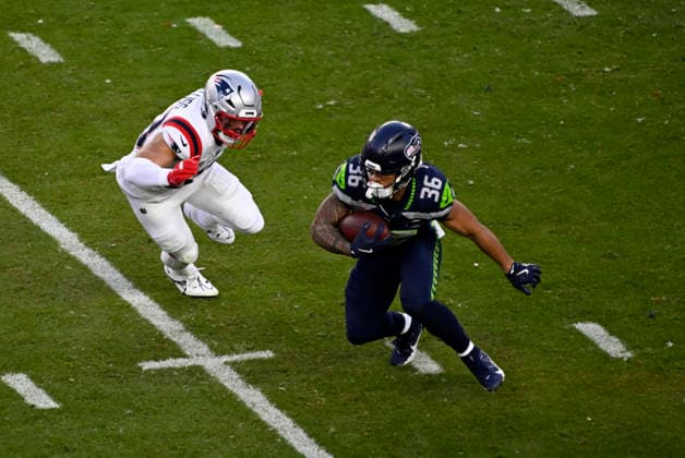 NFL, American Football Herren, USA 2026: Super Bowl LX FEB 08 Seattle Seahawks running back George Holani (36) during the NFL Super Bowl 60 LX football game between the New England Patriots and the Seattle Seahawks in Santa Clara, CA on Feb 8, 2026 Charles Baus CSM.(Credit Image: Charles Baus Cal Media) Santa Clara Ca United States of America EDITORIAL USE ONLY Copyright: xx ZUMA-20260208_faf_c04_150.jpg CharlesxBausx csmphotothree472751