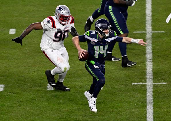 Seattle Seahawks quarterback Sam Darnold (14) during the 1st half NFL, American Football Herren, USA Super Bowl 60 LX football game between the New England Patriots and the Seattle Seahawks in Santa Clara, CA on Feb 8, 2026 CSM. Santa Clara United States of America - ZUMAc04_ 20260208_faf_c04_137 Copyright: xCharlesxBausx