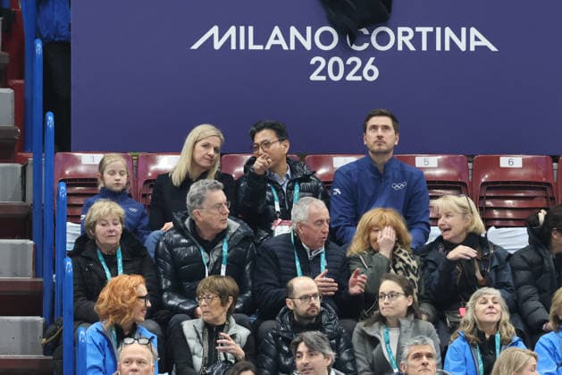 February 8, 2026, Milan, Lombardy, Italy: IOC President KIRSTY COVENTRY attends the Pairs Free Program of the Figure skating, Eiskunstlauf Team Event at the Milano Cortina 2026 Winter Olympic Games, Olympische Spiele, Olympia, OS Milan Italy - ZUMAc179 20260208_oly_c179_256 Copyright: xMickaelxChavetx