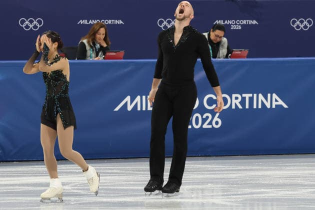 February 8, 2026, Milan, Lombardy, Italy: DANNY O SHEA and ELLIE KAM of United States in the Pairs Free Program of the Figure skating, Eiskunstlauf Team Event at the Milano Cortina 2026 Winter Olympic Games, Olympische Spiele, Olympia, OS Milan Italy - ZUMAc179 20260208_oly_c179_260 Copyright: xMickaelxChavetx