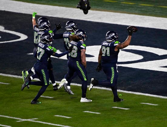 Seattle Seahawks defensive tackle Byron Murphy II (91) celebrates a fumble recovery New England Patriots quarterback Drake Maye (10) fumbles the ball during the NFL, American Football Herren, USA Super Bowl 60 LX football game between the New England Patriots and the Seattle Seahawks in Santa Clara, CA on Feb 8, 2026 CSM. Santa Clara United States of America - ZUMAc04_ 20260208_faf_c04_170 Copyright: xCharlesxBausx