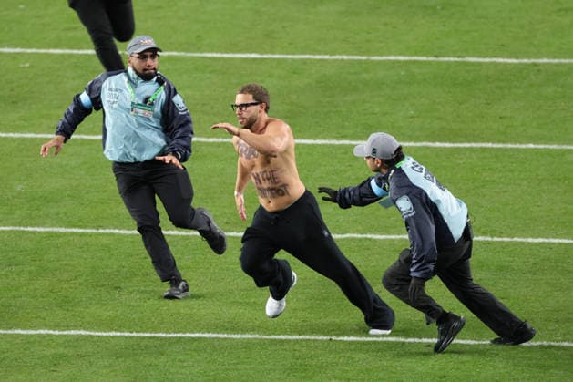 SANTA CLARA, CA - FEBRUARY 08: A fans runs on the field during the Seattle Seahawks versus the New England Patriots Super Bowl LX game on February 8, 2026, at Levi s Stadium in Santa Clara, CA. (Photo by Jevone Moore Icon Sportswire) NFL, American Football Herren, USA FEB 08 Super Bowl LX Seahawks vs Patriots EDITORIAL USE ONLY Icon2602083169