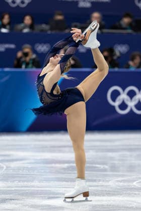 February 8, 2026, Cortina D ampezzo, Belluno, Italy: American Amber Glenn (4) (USA) performs in the Women Single Free Skating during the 2026 Winter Olympics at the Milano Ice Skating Arena on Sunday in Cortina d Ampezzo. Olympics 2026: Milano Cortina: Figure skating, Eiskunstlauf Team Women  - ZUMAj89_ 20260208_oly_j89_036 Copyright: xPaulxKitagakixJr.x