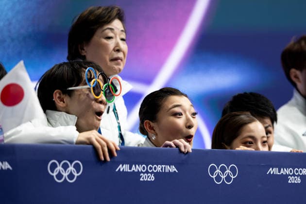 February 8, 2026, Cortina D ampezzo, Belluno, Italy: Japanese Kaori Sakamoto (JPN) waits for the results after her performance in the Women Single Free Skating during the 2026 Winter Olympics at the Milano Ice Skating Arena on Sunday in Cortina d Ampezzo. Olympics 2026: Milano Cortina: Figure skating, Eiskunstlauf Team Women  - ZUMAj89_ 20260208_oly_j89_055 Copyright: xPaulxKitagakixJr.x
