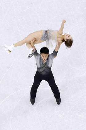 Milan Cortina Olympics: Figure skating, Eiskunstlauf Riku Miura (top) and Ryuichi Kihara of Japan pose at the conclusion of the pairs free program during the figure skating team event at the Milan Cortina Olympics at Milano Ice Skating Arena in Milan on Feb. 8, 2026.  A14AA0005258488P