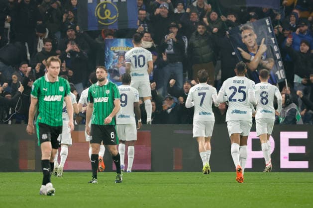 February 8, 2026, Reggio Emilia, Italy: Lautaro Martinez of FC Inter celebrates a goal during the Italian Serie A soccer match between US Sassuolo Calcio and FC Inter at Mapei Stadium - CittÃ del Tricolore. Final score; US Sassuolo Calcio 0:5 FC Inter US Sassuolo Calcio Vs FC Inter In Reggio Emilia, Italy - 08 Feb 2026  - ZUMAs197 20260208_aaa_s197_506 Copyright: xEmanuelexPennacchiox