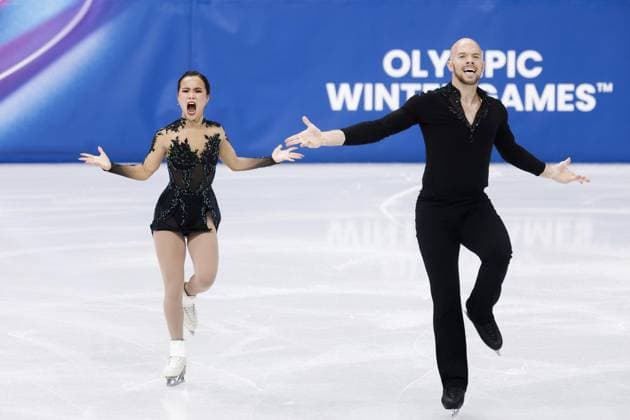 Milan Cortina Olympics: Figure skating, Eiskunstlauf Ellie Kam (L) and Danny O Shea of the United States perform in the pairs free program during the figure skating team event at the Milan Cortina Olympics at Milano Ice Skating Arena in Milan on Feb. 8, 2026.  A14AA0005258862P