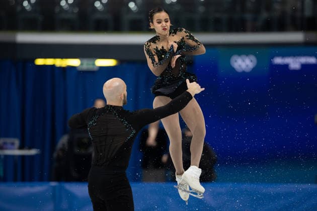 February 8, 2026, Cortina D ampezzo, Belluno, Italy: Americans Ellie Kam (USA) and Danny O Shea (USA) perform in the Team Event Pair Free Skating during the 2026 Winter Olympics at the Milano Ice Skating Arena on Sunday in Cortina d Ampezzo. Olympics 2026: Milano Cortina: Figure skating, Eiskunstlauf Team Pair  - ZUMAj89_ 20260208_oly_j89_063 Copyright: xPaulxKitagakixJr.x