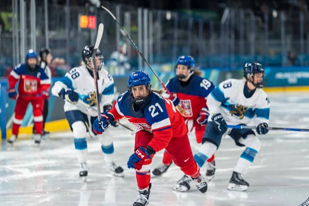 February 8, 2026, Milan, Lombardy, Italy: forward Tereza Vanisova 21 of Team Czechia plays against Finland in the Preliminary Round Group A at the Milano Ice Park In Rho in MILAN, Italy during the 2026 Milano Cortina Winter Olympics. Team Czechia wins the game, 2-0. Milan Italy  - ZUMAa161 20260208_oly_a161_062 Copyright: xWalterxG.xArcex Olympics 2026: Milano Cortina: Ice hockey, Eishockey WomenÃ¢â‚¬â ¢S: Tereza Vanisova  - ZUMA0847 20260208_oly_a161_062 Copyright: xIMAGO WalterxG.xArcex