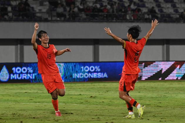 (260209) -- TANGERANG. Feb. 9, 2026 -- Wang Heyi (L) of China celebrates his goal with his teammate Shuai Weiho during the U17, U 17 International Friendly, Länderspiel, Nationalmannschaft Match between China and Indonesia in Tangerang, Indonesia on Feb. 8, 2026. ) (SP)INDONESIA-TANGERANG-FOOTBALL-U17 INTERNATIONAL FRIENDLY MATCH-CHINA VS INDONESIA VerixSanovri 