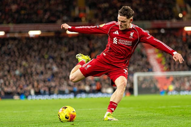Liverpool v Manchester City - Premier League Florian Wirtz of Liverpool shoots at goal during the Premier League match between Liverpool and Manchester City at Anfield in Liverpool, England, on February 8, 2026. Liverpool Merseyside United Kingdom  Copyright: xMIxNewsx originalFilename:fletcher-liverpoo260208_np0FP.jpg